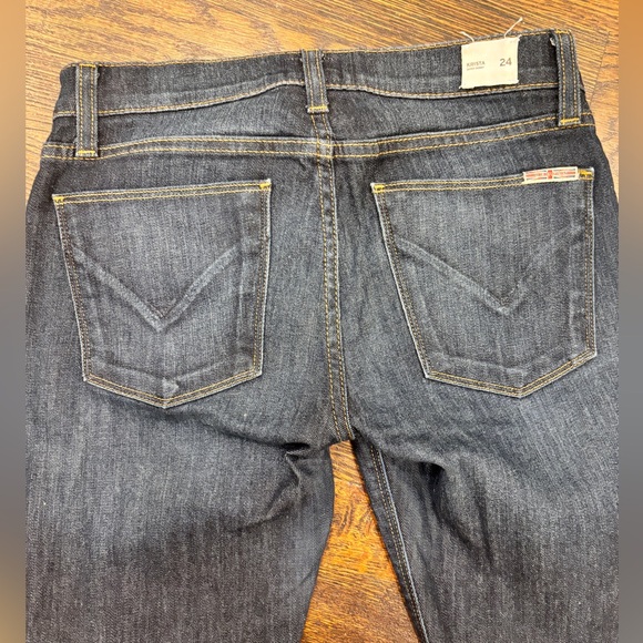 Hudson Super Skinny Krista Jean, size 24. Lightly worn. - Picture 2 of 7